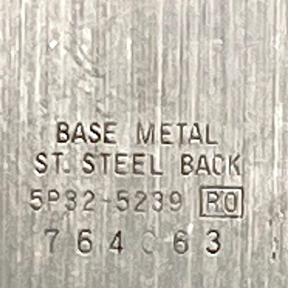 Seiko Vintage Gold and Black Rectangular Unisex Watch Working - Picture 10 of 11